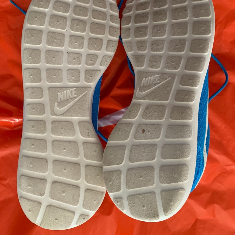 Nike men’s Roshe Run